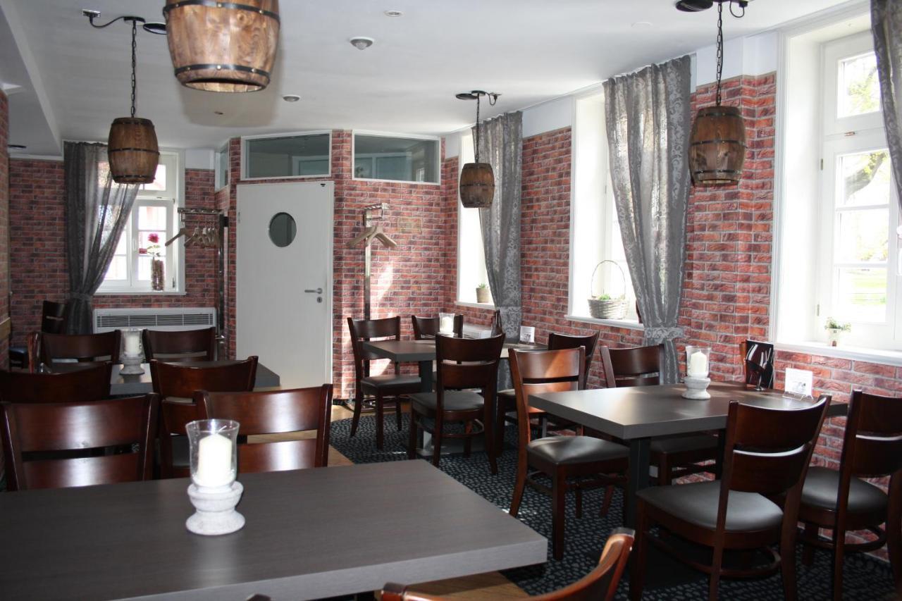 Hotel & Restaurant Aragwi Залцведел Екстериор снимка