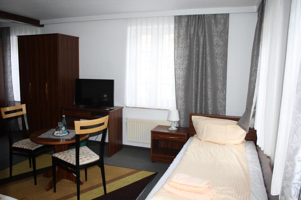 Hotel & Restaurant Aragwi Залцведел Екстериор снимка
