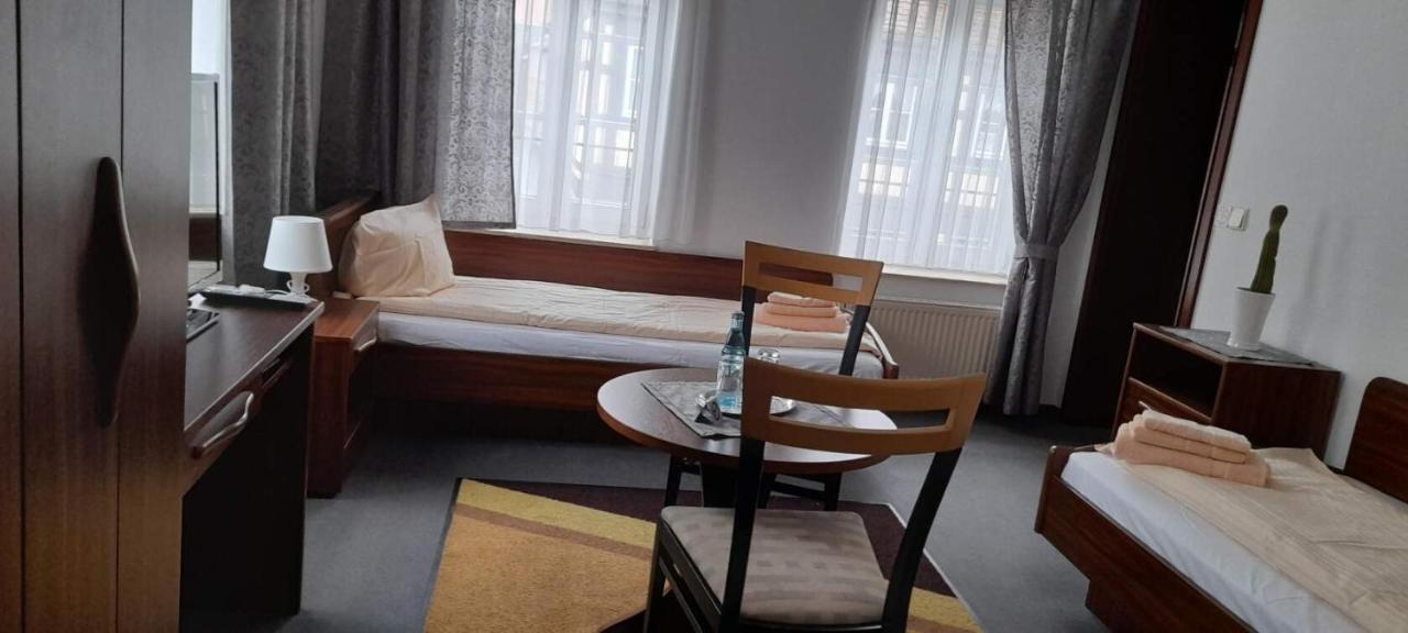 Hotel & Restaurant Aragwi Залцведел Екстериор снимка